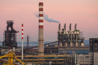 veduta dell’Acciaieria 1 ex Ilva Taranto durante la ripartenza operativa