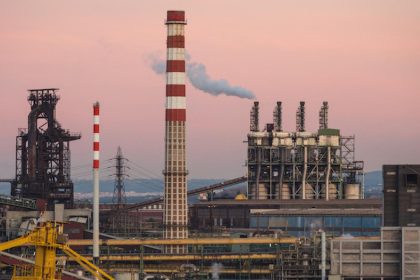 Stabilimento Ex Ilva Taranto dopo l'incendio Altoforno 1 e richiesta cassa integrazione