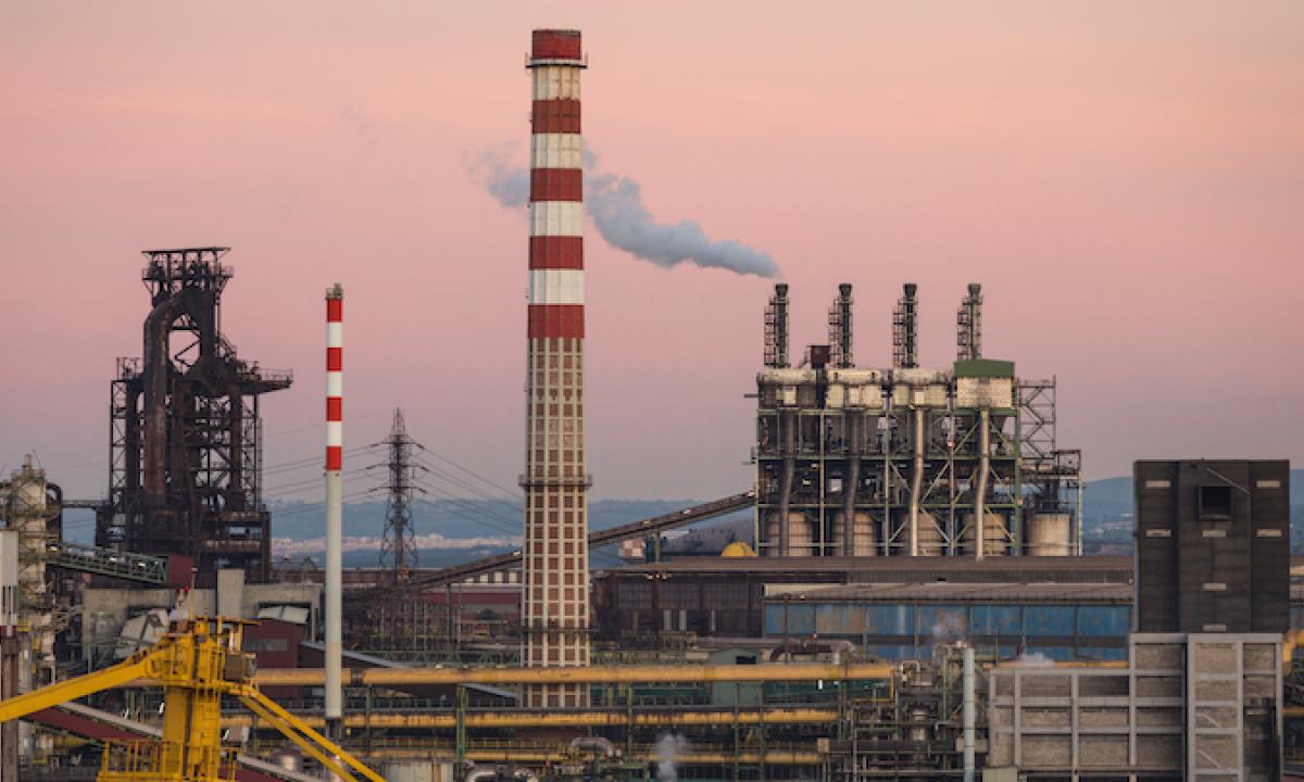 Stabilimento Ex Ilva Taranto dopo l'incendio Altoforno 1 e richiesta cassa integrazione
