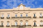 Palazzo di Città durante consiglio comunale ex Ilva Taranto
