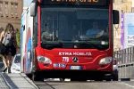 Autobus Kyma in servizio urbano a Taranto durante i disservizi elettorali