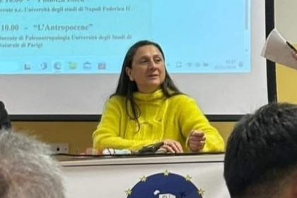 Scuola Leonardo Da Vinci Martina Franca: facciata dell’istituto al centro di polemiche per degrado e inclusione negata