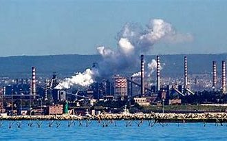 Fiom Cgil Taranto protesta per il futuro dell’ex Ilva chiedendo risorse e tutela per i lavoratori