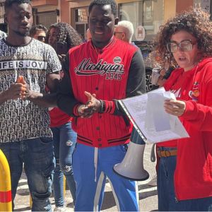 protesta Flai Cgil contro il lavoro agricolo irregolare a Taranto