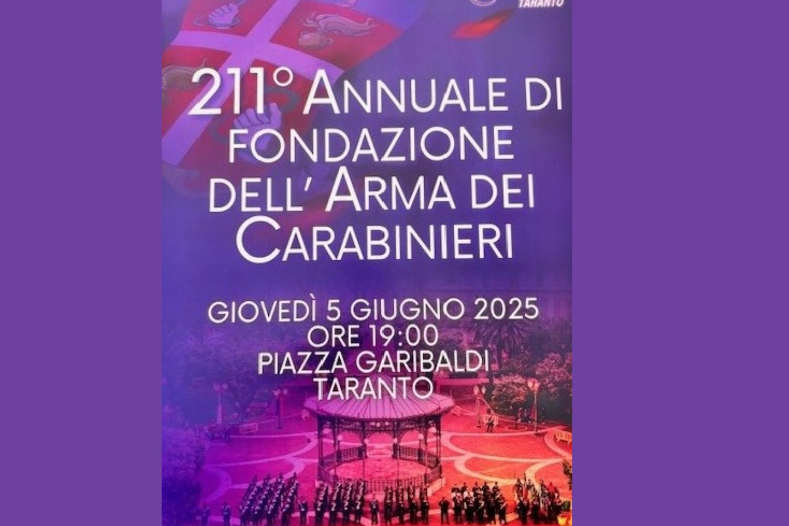 Carabinieri durante la cerimonia del 211° anniversario dell’Arma in Piazza Garibaldi a Taranto.