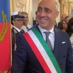 Sindaco Bitetti durante le consultazioni per le elezioni comunali 2025 a Taranto