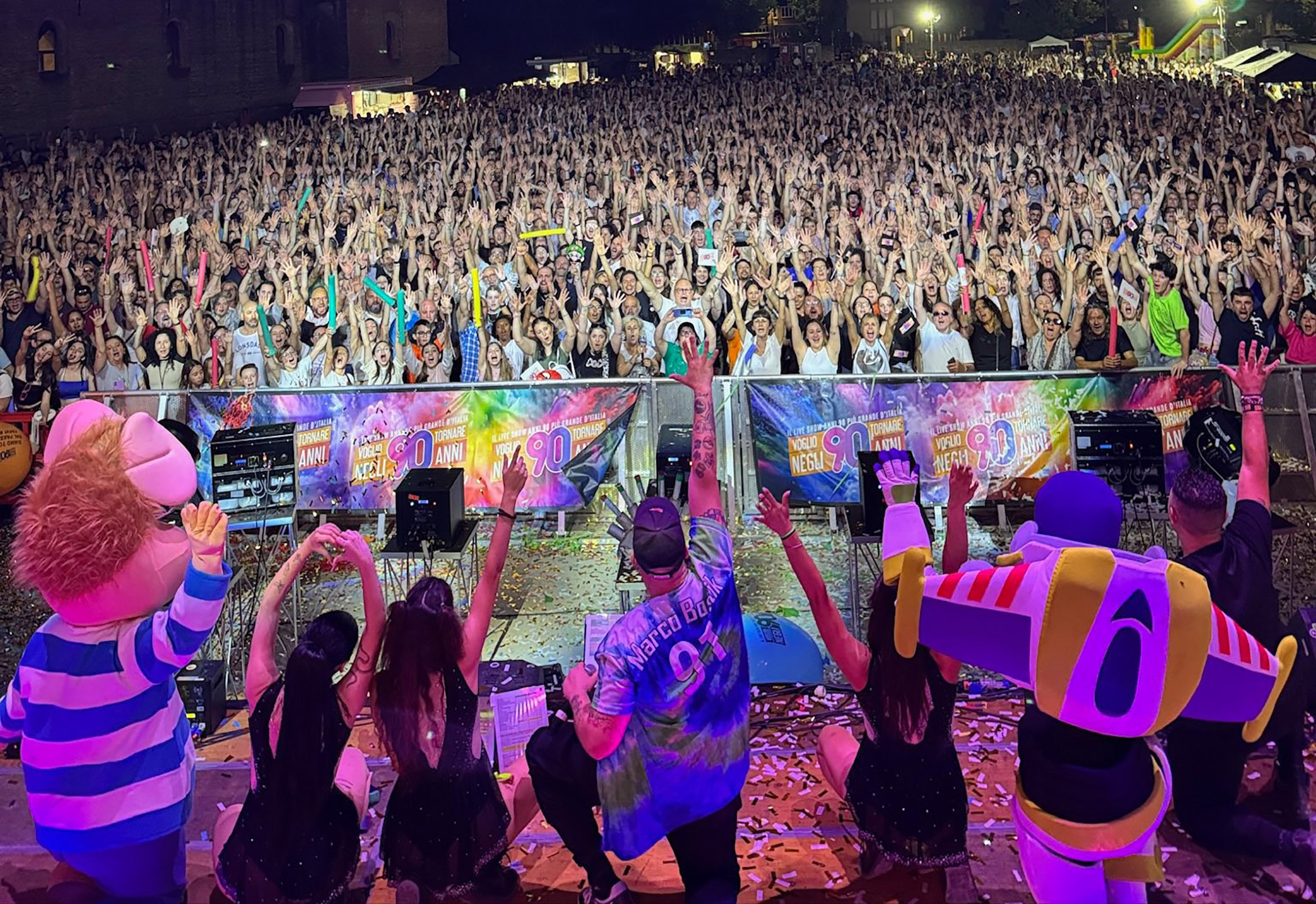 Concerto serale al Mon Rêve Summer Festival 2025 nella Music Arena del resort