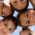 bambini partecipano al Green Steel Game in un centro estivo della provincia di Taranto