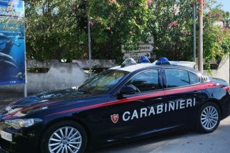 Carabinieri durante i controlli della movida sicura nel Tarantino