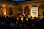 Concerto inaugurale del 3 luglio durante Musica a Riva 2025 nel Chiostro del Convento a Pulsano
