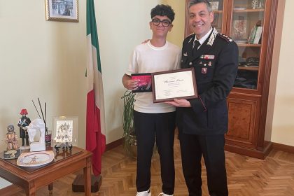 Tesina di terza media all’Arma dei Carabinieri presentata da uno studente di Palagiano
