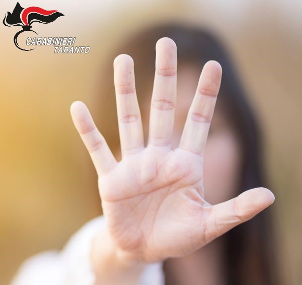 Carabinieri intervengono per maltrattamenti in famiglia in provincia di Taranto