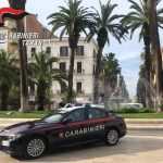 Carabinieri durante controlli a tappeto a Taranto