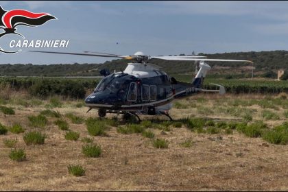 Elicottero Carabinieri individua incendio di rifiuti a Manduria