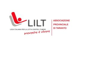 Partecipanti alla Pigiama Run Lilt 2025 a Taranto in corteo solidale