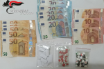 Carabinieri a Taranto durante operazione contro droga tra i giovani