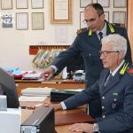 Guardia di Finanza Taranto durante controlli su illeciti contro il Reddito di cittadinanza