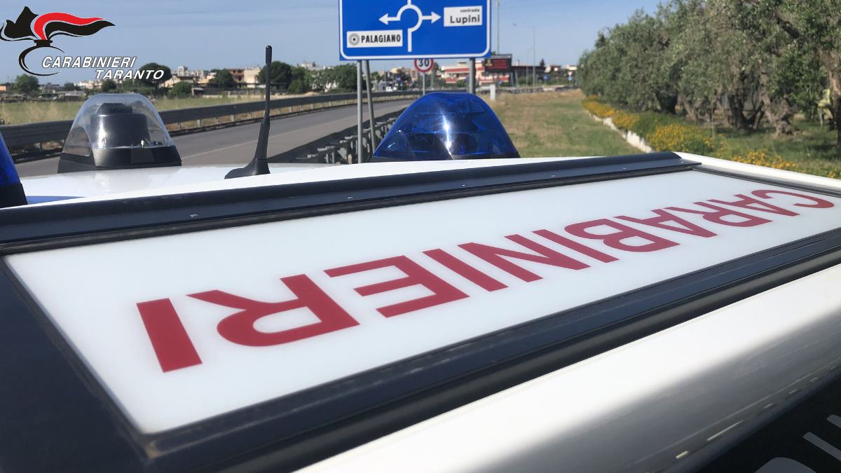 Carabinieri Palagiano arresto sfruttamento prostituzione