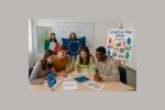 Studenti all’Erasmus Day 2025 a Taranto durante attività culturali europee