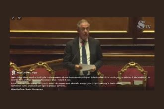 Urso su Ex Ilva, sfida titanica per il futuro dello stabilimento siderurgico