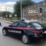 intervento dei Vigili del Fuoco durante un incendio boschivo a Manduria