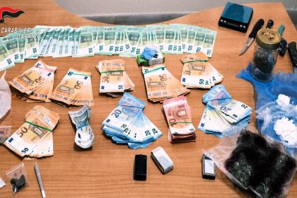 Manduria arresto droga Carabinieri sequestrano sostanze stupefacenti
