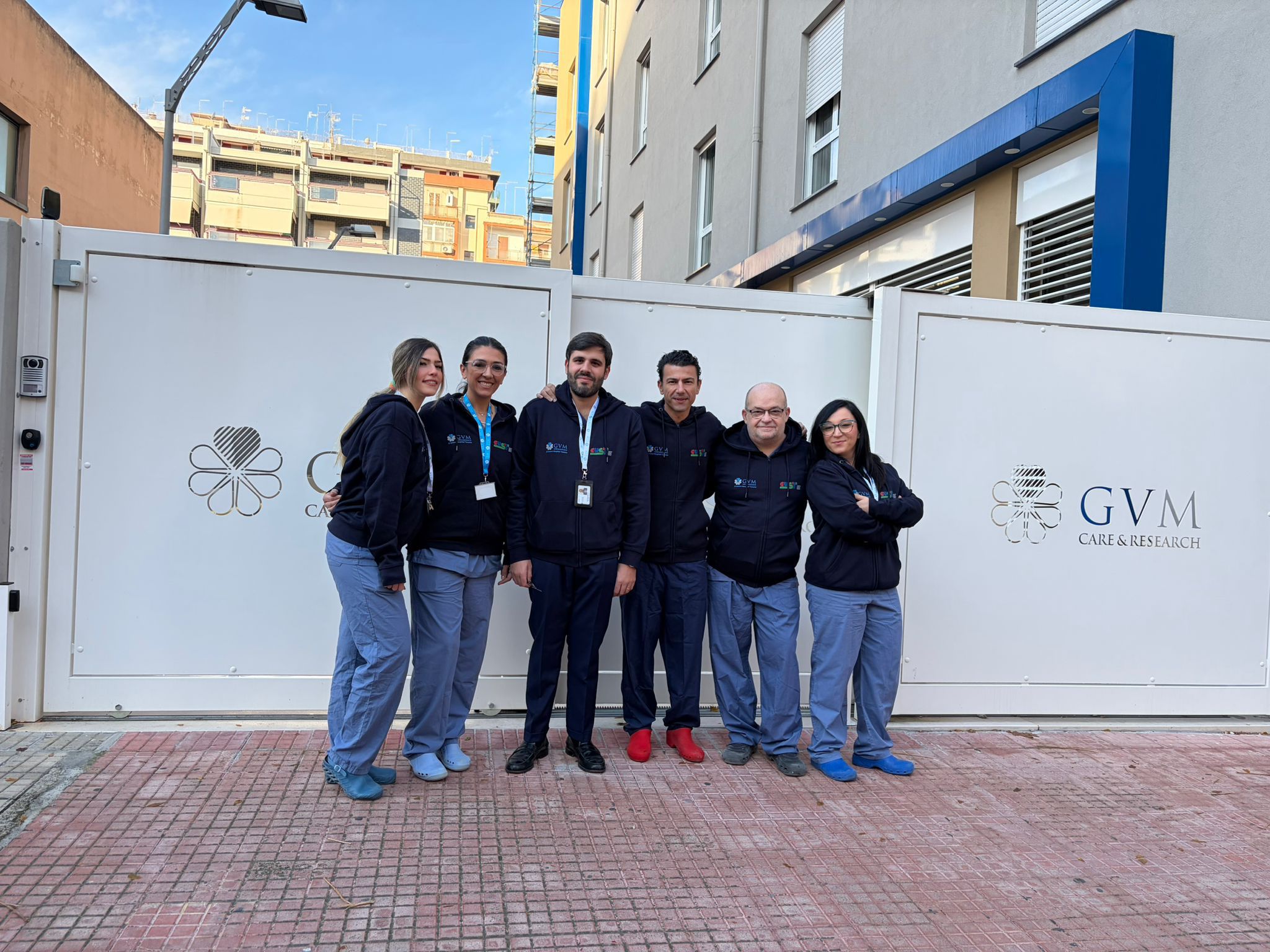 screening di prevenzione cardiovascolare in piazza durante evento sportivo a Taranto