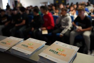 Studenti delle scuole di Taranto partecipano al Green Game 2025.