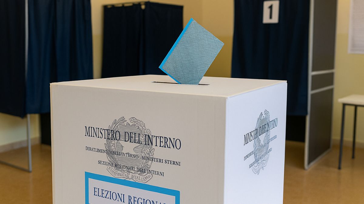 affluenza elettorale in Puglia seggio elettorale Taranto