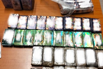 sequestro droga nascosta in auto hashish Carabinieri Taranto