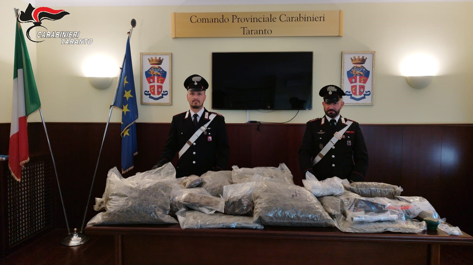 sequestro in deposito di droga a Ginosa durante operazione dei Carabinieri