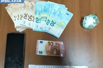 Controlli di polizia per detenzione di cocaina a Taranto