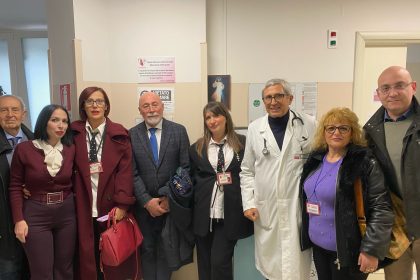 impianto di musica per pazienti oncologici nel reparto oncologico di Taranto