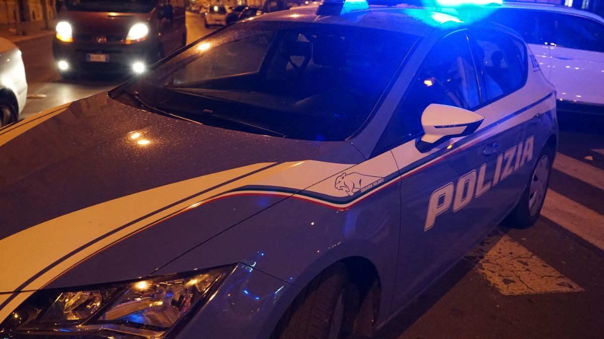 Furto in un’ottica a Taranto in via Dante con intervento della Polizia