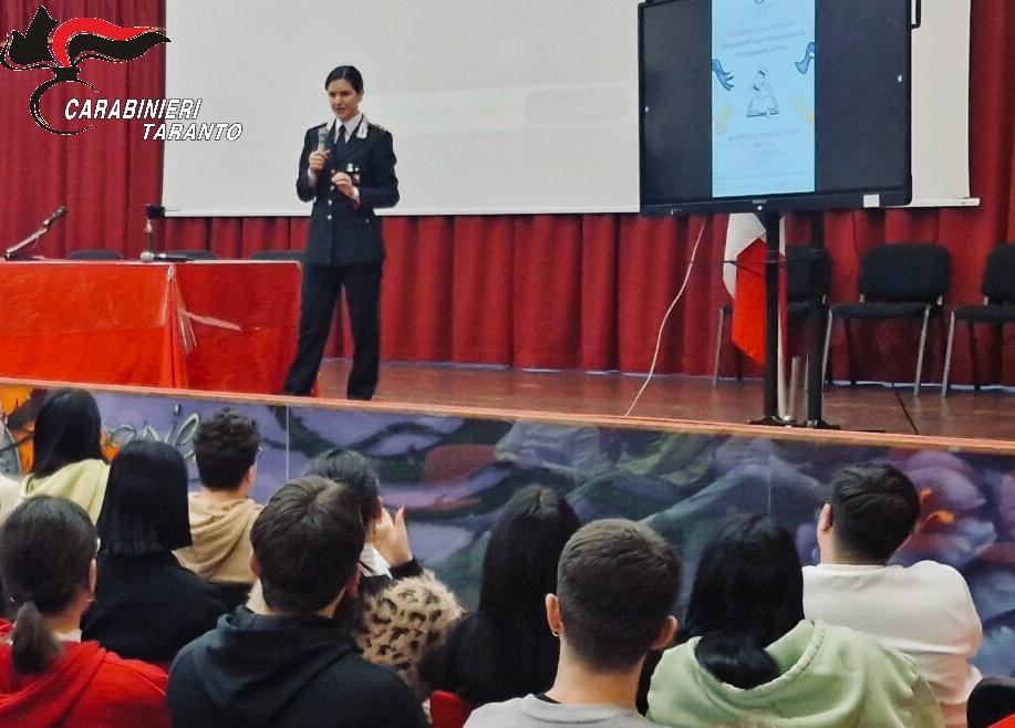 Incontro sulla cultura della legalità tra Carabinieri e studenti a Taranto