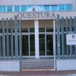 Controlli Polizia di Stato nei circoli ricreativi a Taranto durante verifiche amministrative