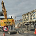 Taranto, rione Salinella: cantieri stradali. Immagine puramente figurativa