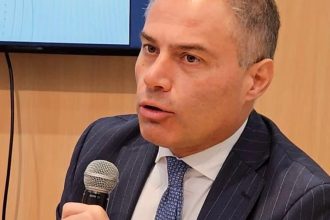 emergenza Taranto, confronto politico dopo la lettera del sindaco a Meloni