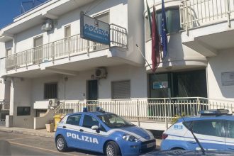 Volante della Polizia di Stato a Manduria